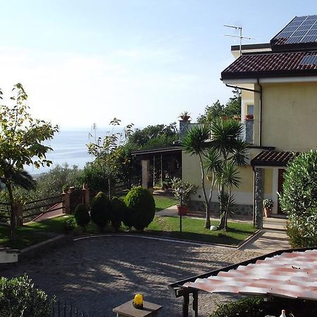 B&B L'Eucalipto Paola Exterior foto